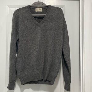 Lord Jeff 100% Cashmere V-neck Sweater